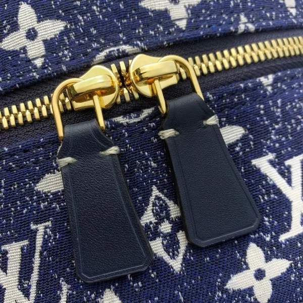 Louis Vuitton Size: 16.0x16.0x16.0CM - Image 3