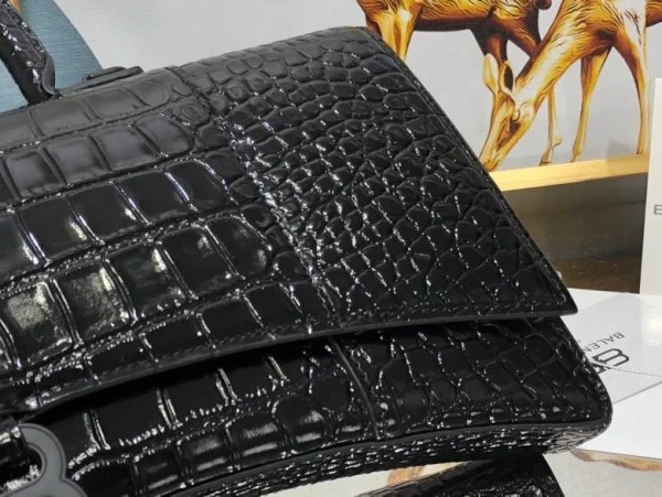 Balenciaga Handbag Model: DG-1007 Size: 6*15*35cm - Image 6