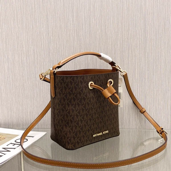 Mk Size:18cmx18cmx10cm - Image 9