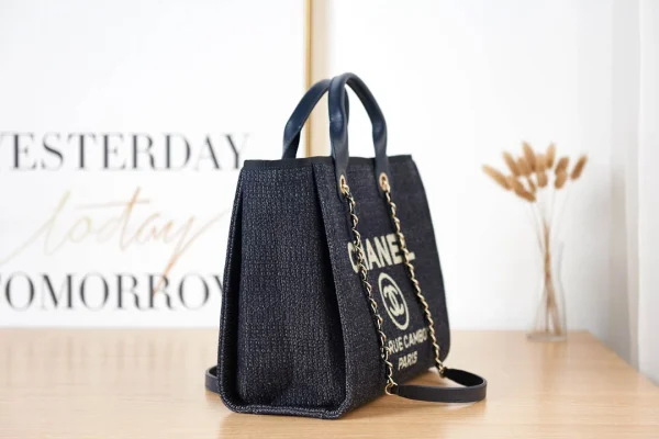 Beach bag model number AS3257 - Image 8