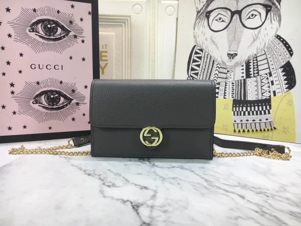 Model: 499808 Size: 20*12*6cm