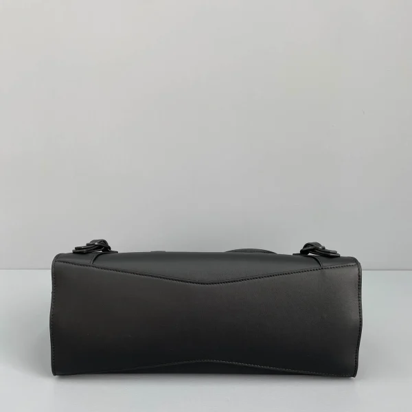 Balenciag* Neo Classic biker bag Model: 1991 Size: 25*33*13*20cm - Image 7