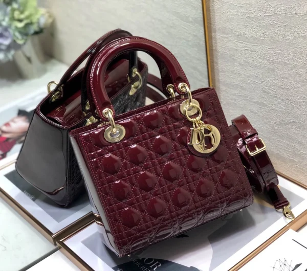 Burgundy lacquer, classic 5-panel 24cm