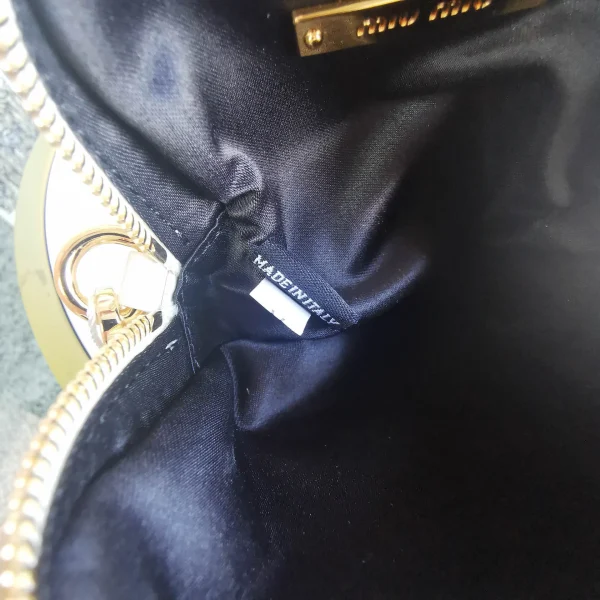 Matelasse metal chain shoulder strap with zipper pocket size: 17 2.5 9 Length: 115cm - Image 12