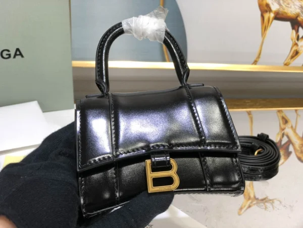 Balenciaga Paris Model: LG0115 Size: 11.5x14x4.5cm - Image 8