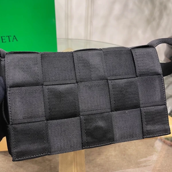 BV Bottega Veneta bag Size: 26x6cm Black - Image 4