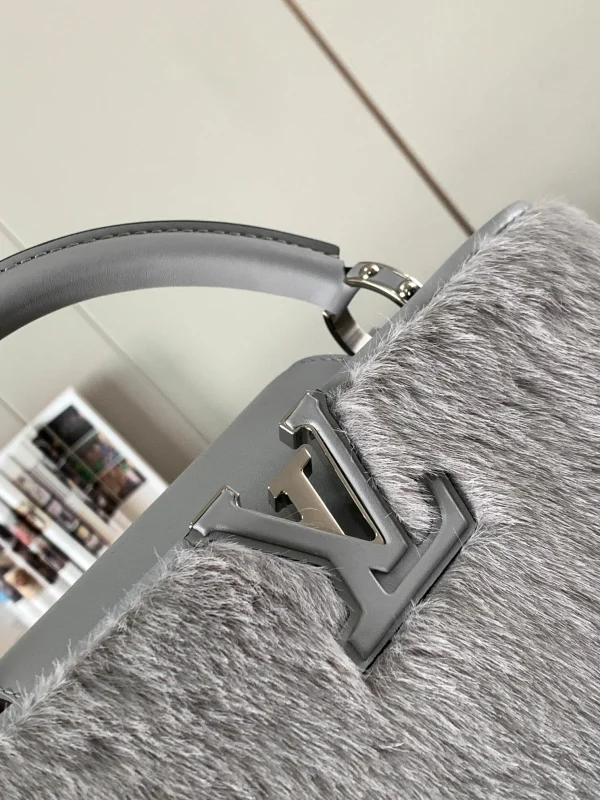Louis Vuitton Size: 24x14x9cm - Image 7