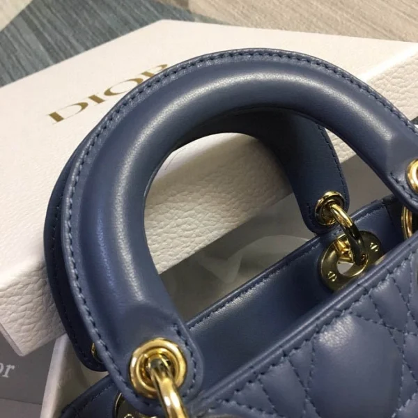 Blue Sheepskin Bag Size: 17cm - Image 7