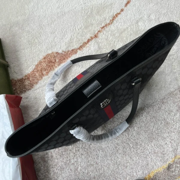 Balenciaga Model 680125 Size: 38*28*14 - Image 8