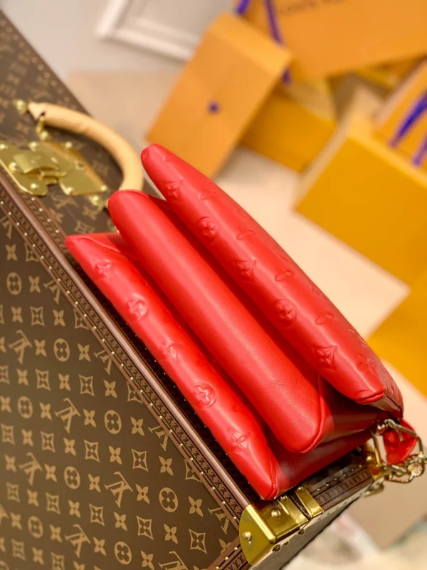 Louis Vuitton Item No.: M57792 Size: 26x20x12cm - Image 7