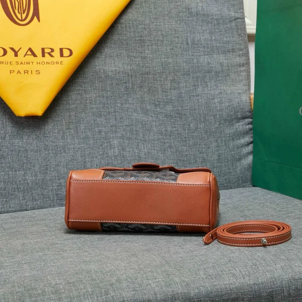 goyard saigon bag size:18*15*20*9cm - Image 6