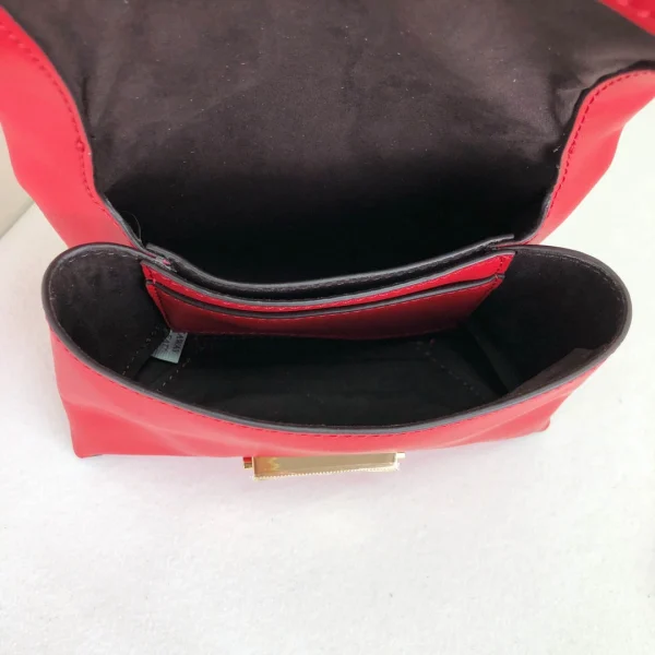 MK Handbag Size: 18/13/9cm - Image 2