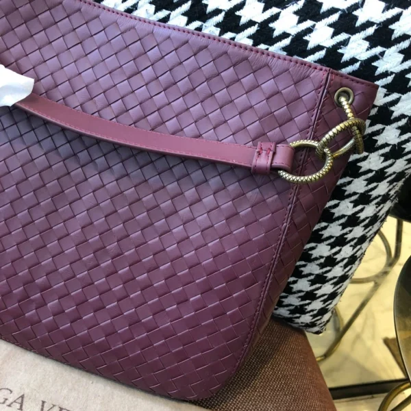 BV Briefcase Size: 33cm Date Red - Image 8
