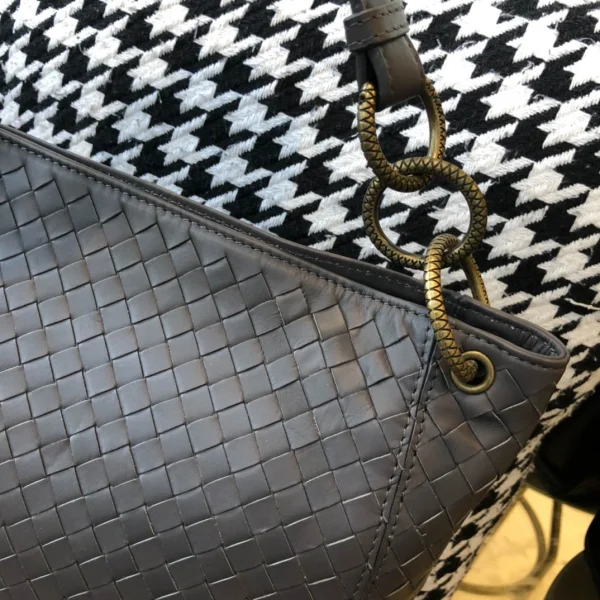 BV Briefcase Size: 33cm Grey - Image 7