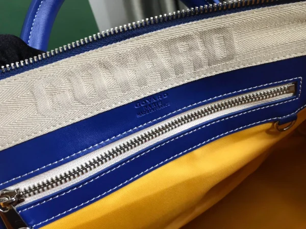 Goya Travel Bag Size: 48*23*24cm - Image 4