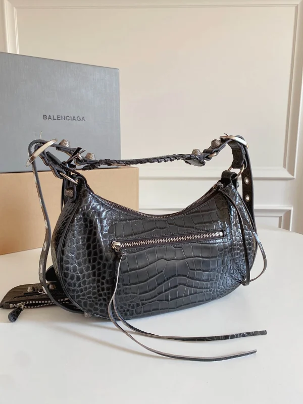 Balenciag Le Cagole Crossbody Bag Size: 33*16cm*8cm - Image 8