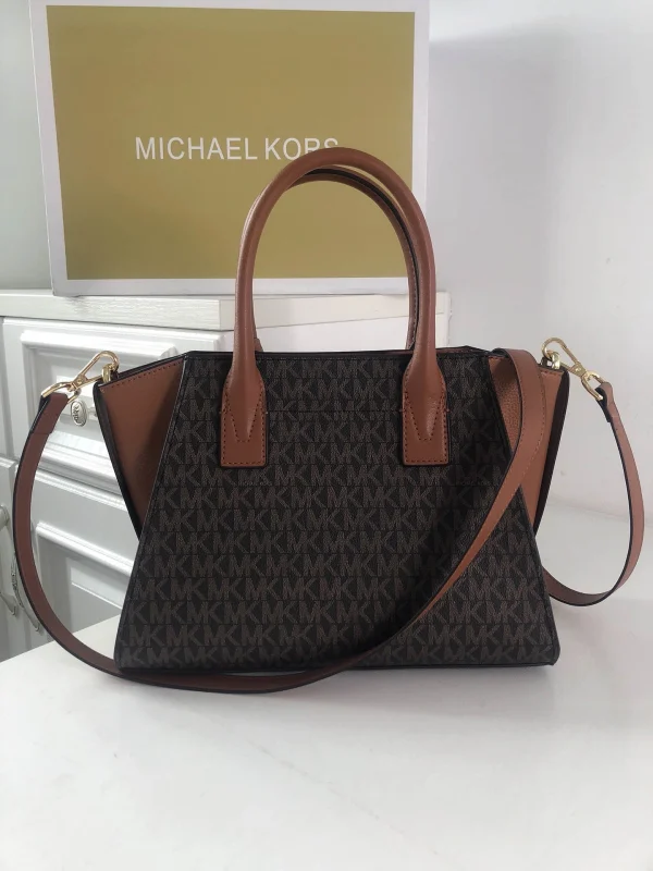 Mk Avril Model:2115 Length:28 Height:22 Width:14 - Image 8