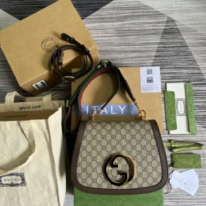 Model: 699210 Size: 29 x 22 x 7 cm