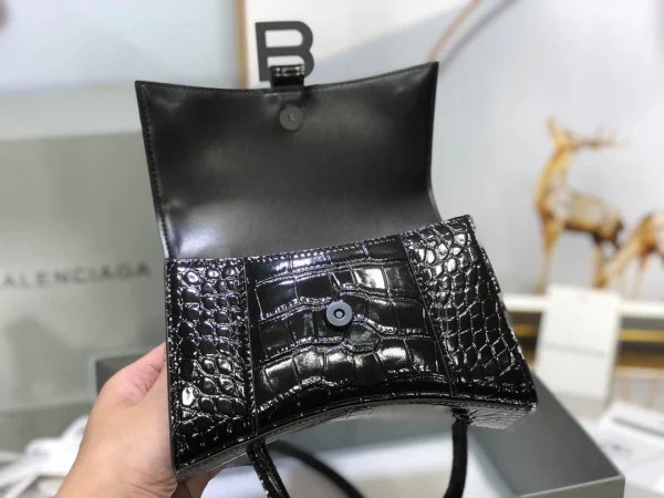 Balenciaga Size: 23x10x24cm 19x8x21cm Model: LG-0019 - Image 2