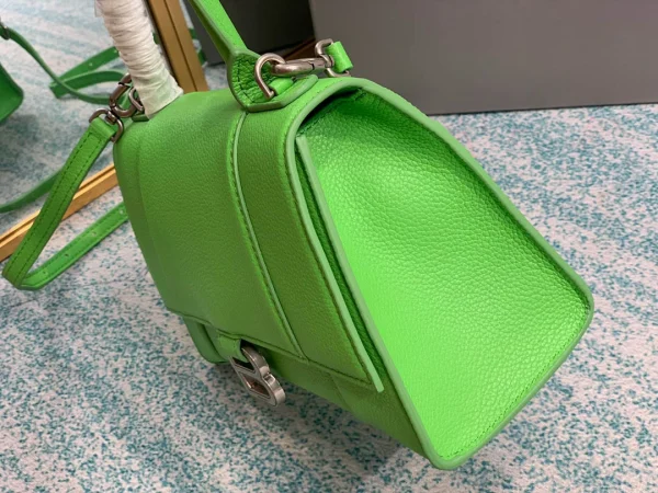 Diamond bag Model: 8895 Size: 23x10x24 - Image 6