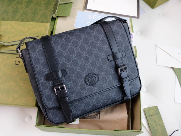 Model: 658542 Size: 28x24x8.5cm