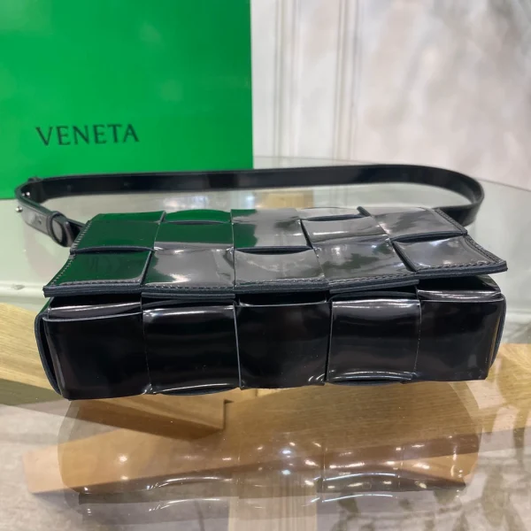 BV Bottega Veneta Cassette bag Size: 23x15cm Black - Image 7