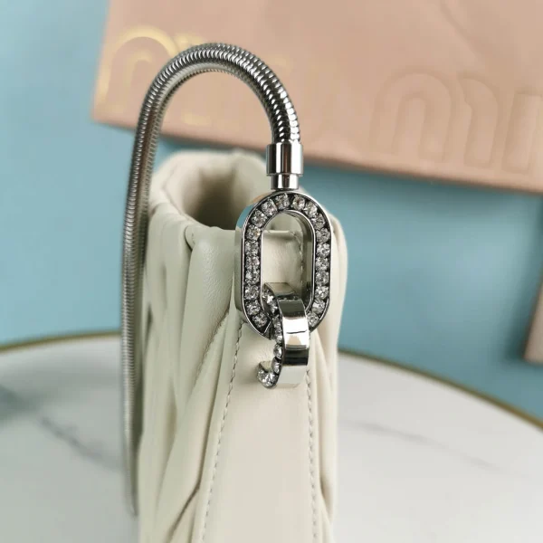 Miu Miu Casual Lambskin Size：20X15X4.5cm - Image 2