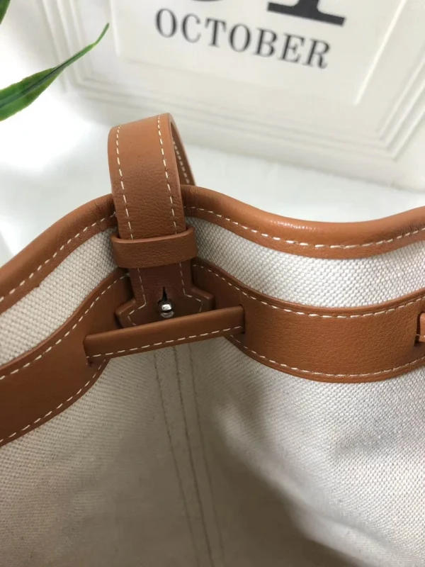Goyard Shoulder Bucket Bag Size: 17.5*15*H 23cm - Image 5