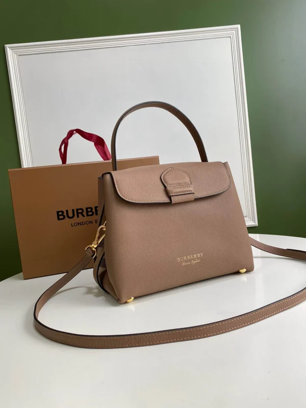 Calfskin bag Size:W25.5*H29*D10cm Code:400123 - Image 7