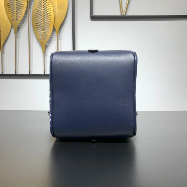 Louis Vuitton Size: 16.0x16.0x16.0CM - Image 6