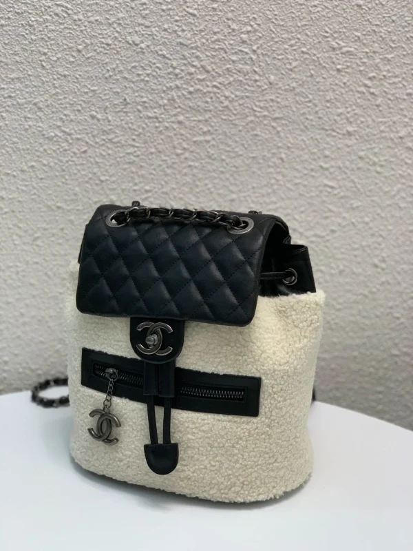 Backpack size: 24*14*22 high cm - Image 8