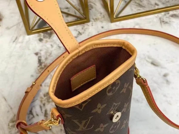 Louis Vuitton Medium Vintage Bag Series Size: 14.5*18*6.5cm - Image 3