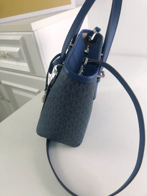 MK Model:006 Pocket:28 23Cmx19cmx11cm - Image 6