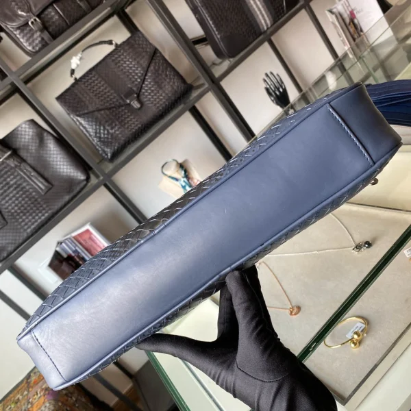 BV Briefcase Size: 36cm 98014 Blue - Image 3