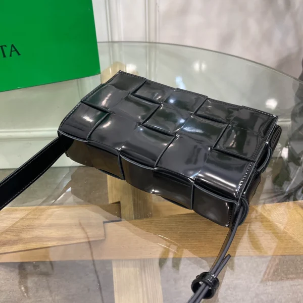 BV Bottega Veneta Cassette bag Size: 23x15cm Black - Image 6