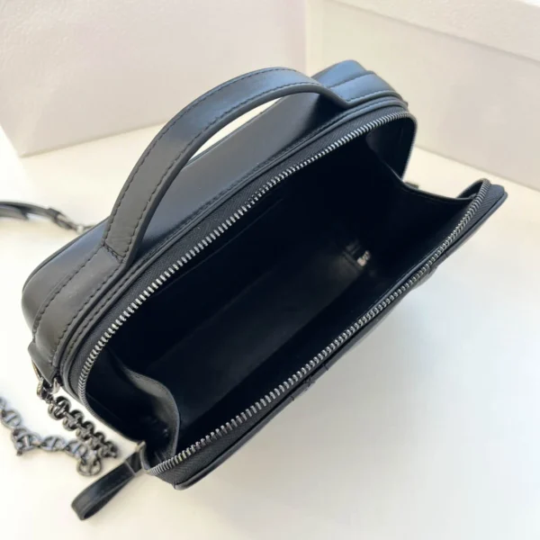 Black Autumn/Winter Camera Bag - Image 3