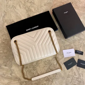Saint Laurent Shoulder slant model bag Size: 28x17x8.5cm Code: 671691