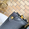 Louis Vuitton Size: 25 x 19 x 11.5 cm - Image 5