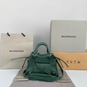 Balenciag* Neo Classic biker bag model number: 92535 size: 40*54*21.5*34cm 25*33*13*20cm
