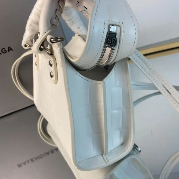 Balenciag* Neo Classic biker bag Size: 18 - Image 6