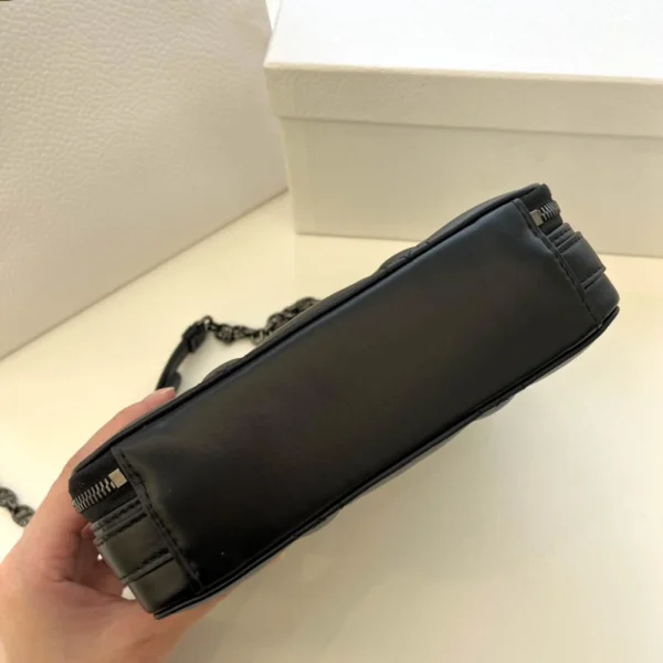 Black Autumn/Winter Camera Bag - Image 7