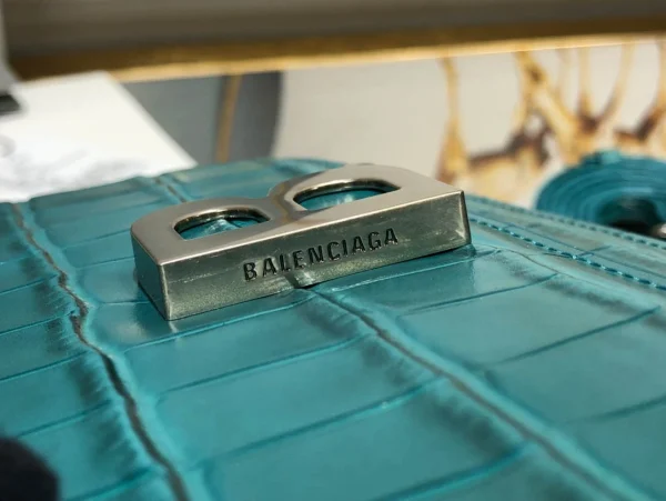 Balenciaga LG-10702 - Image 3