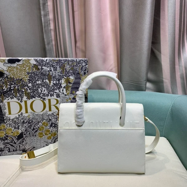 30 Montaigne Collection Ref. 9321 Size: 25x19x12 cm - Image 6