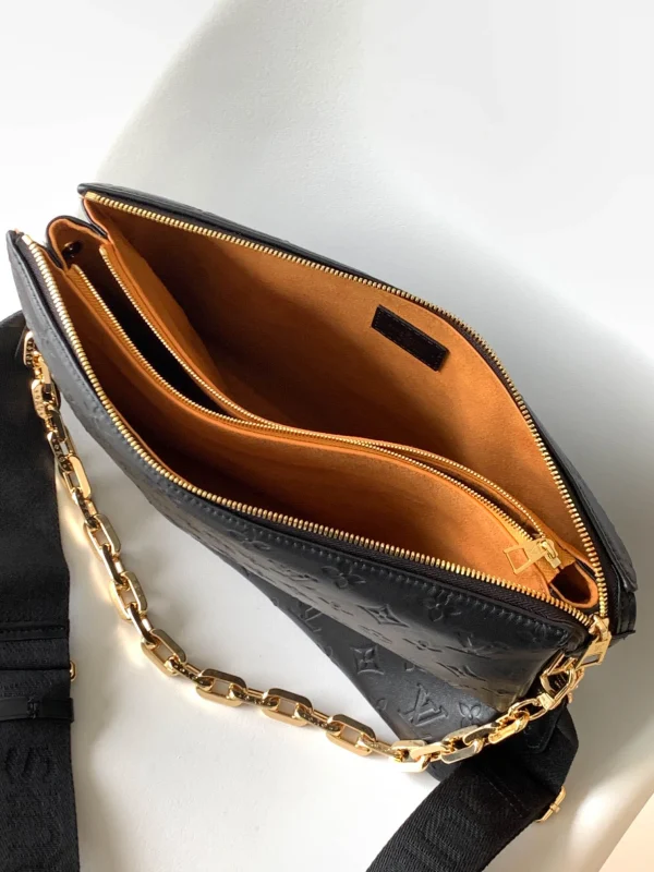 Louis Vuitton Size: 34 x 24 x 12 cm - Image 3