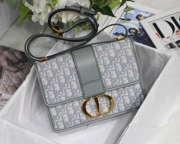 30 Montaigne Size:24*17*8cm