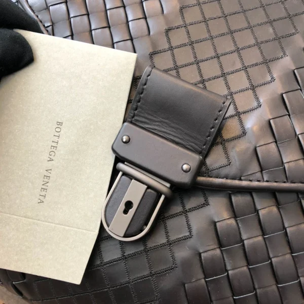 BV Briefcase Size: 40cm Black - Image 6