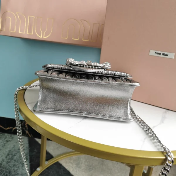 Matelasse Silver Grey Model: 5BD084 Length: 115cm size: 20 5.5 12 - Image 7