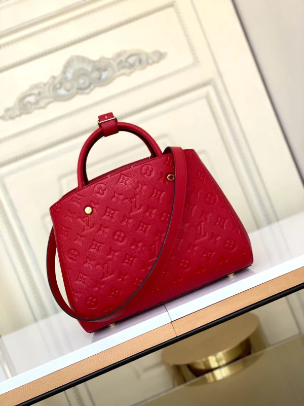 Louis Vuitton size: 33x23x15cm - Image 9