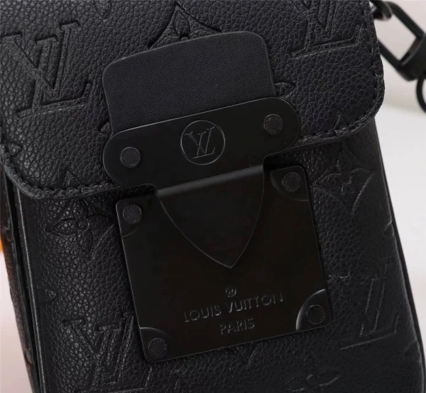 Louis Vuitton Model: 69405 Size: 15x17x8 cm - Image 5