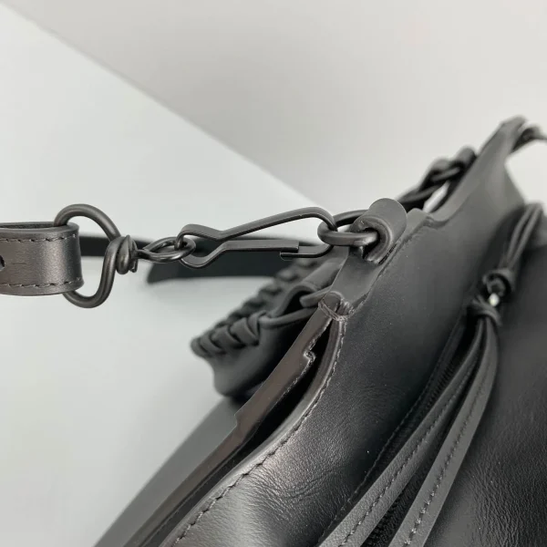 Balenciag* Neo Classic biker bag Model: 1991 Size: 25*33*13*20cm - Image 4